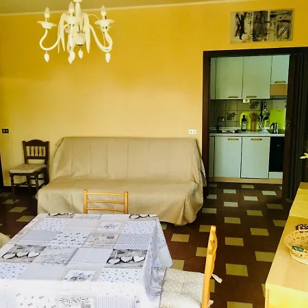 Apartment Orchidea *